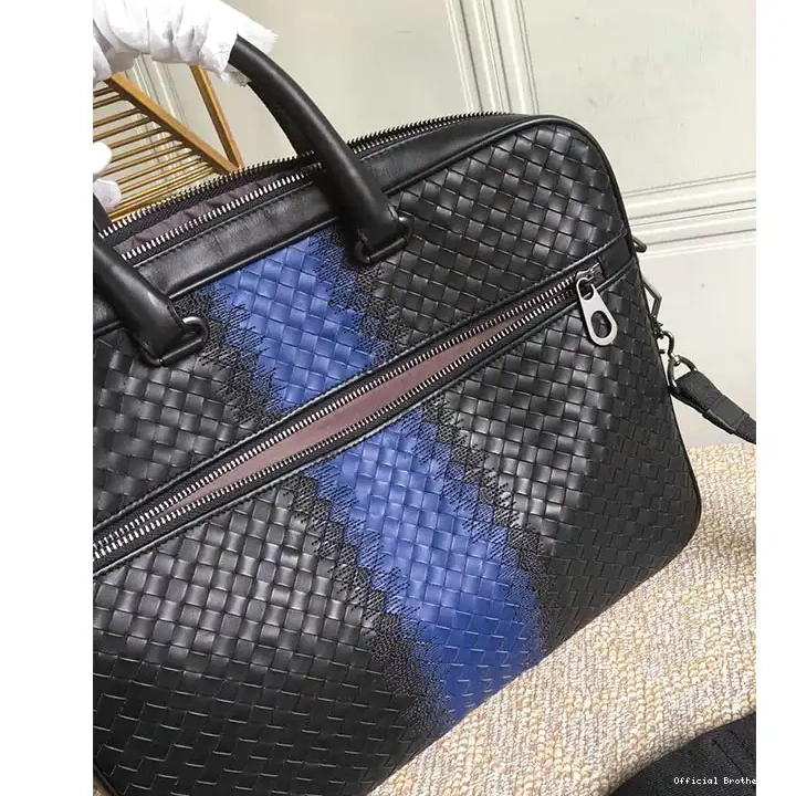 Official Brother Sam Veneta 2108SF0174 Bottega Bag 0716